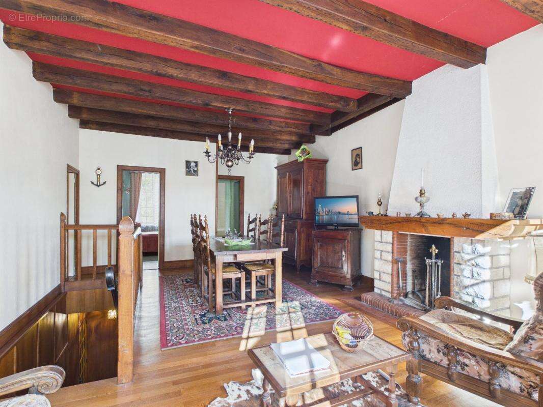 Maison à SAINT-GAULTIER