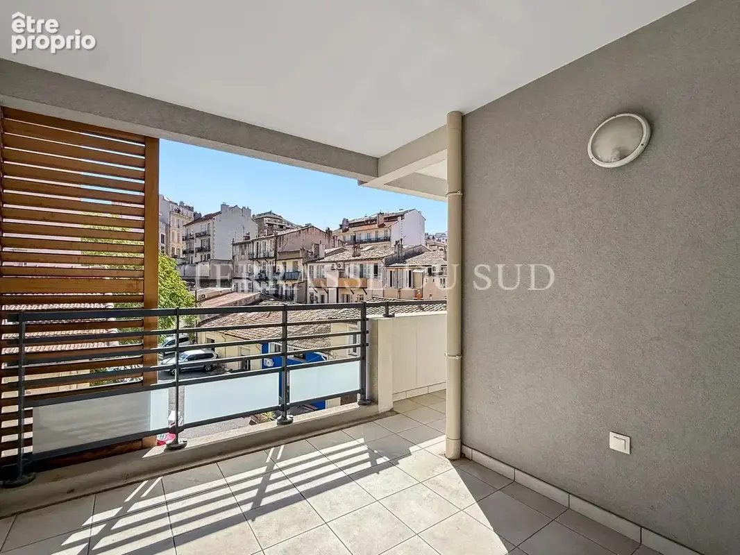 Vente Appartement 3 Pièces 67 m2 avec Terrasse - Quartier Breteuil - Marseille 6 - photo 3
