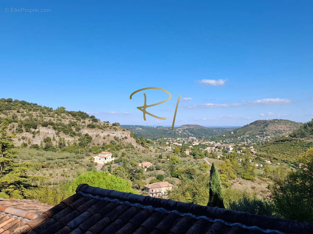 A Vendre - Maison de caractère en pierre proche des Vans - photo 2