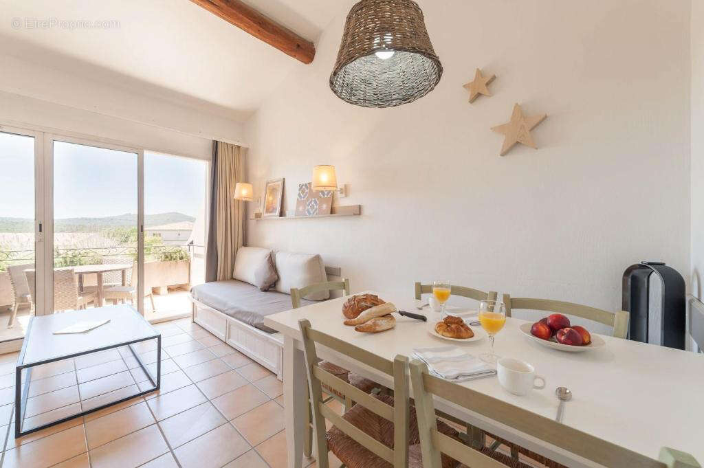 Appartement à MALLEMORT