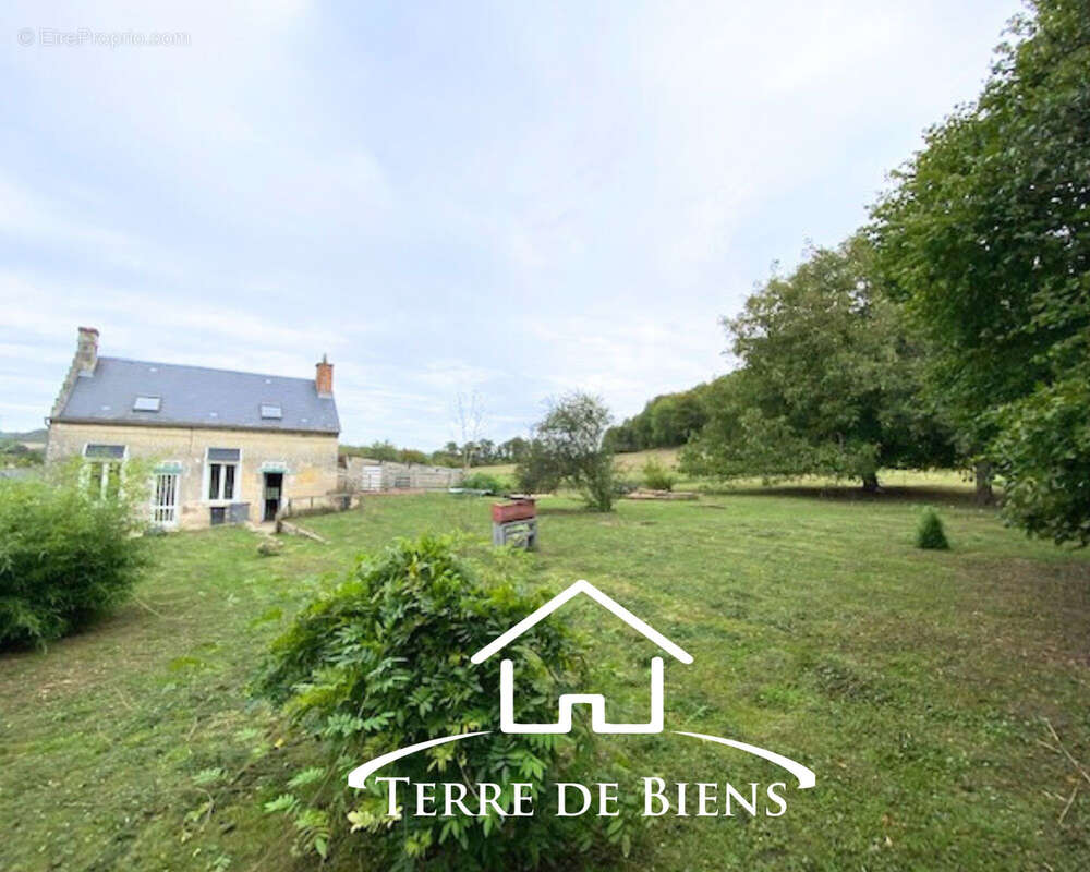 Maison à VIC-SUR-AISNE