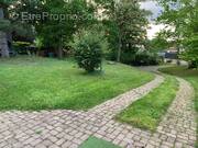 Photo 1 - Terrain à LA TOUR-DE-SALVAGNY