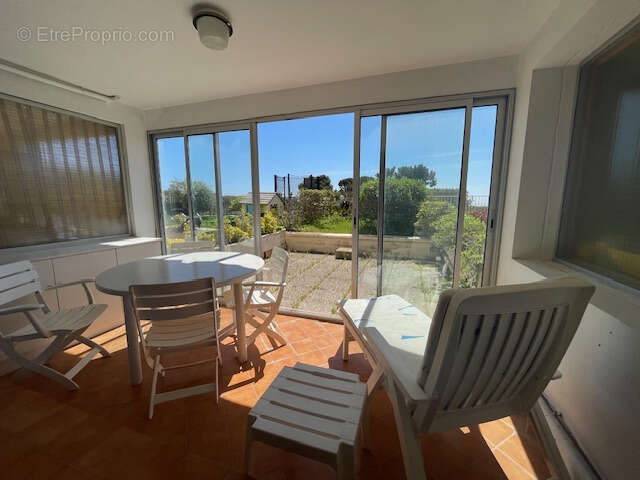 Proche centre, appartement avec jardin et vue mer - photo 2