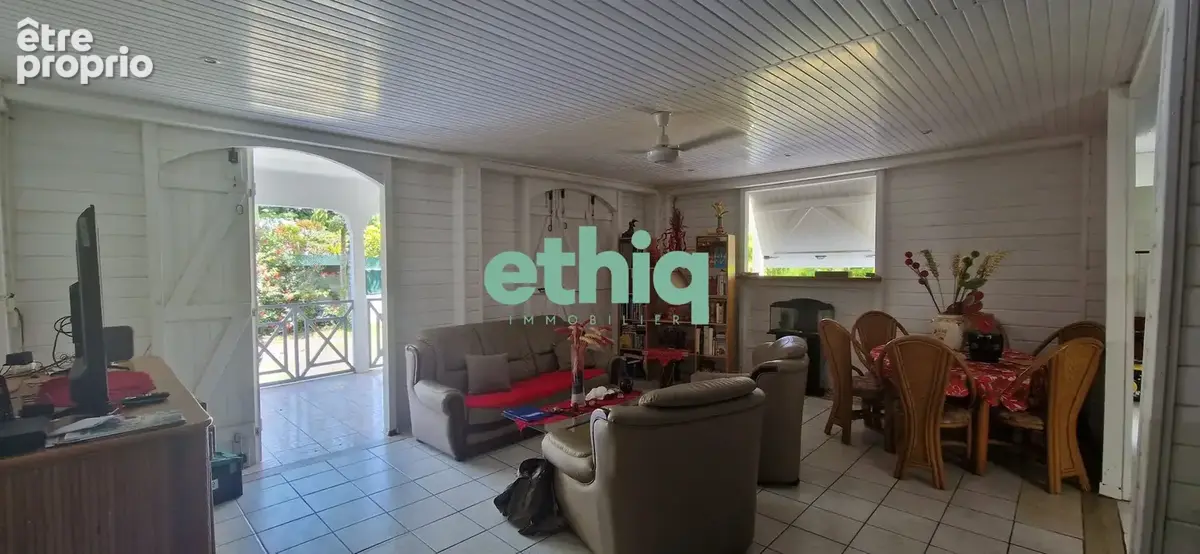 Maison 145 m² à Goyave  - photo 2