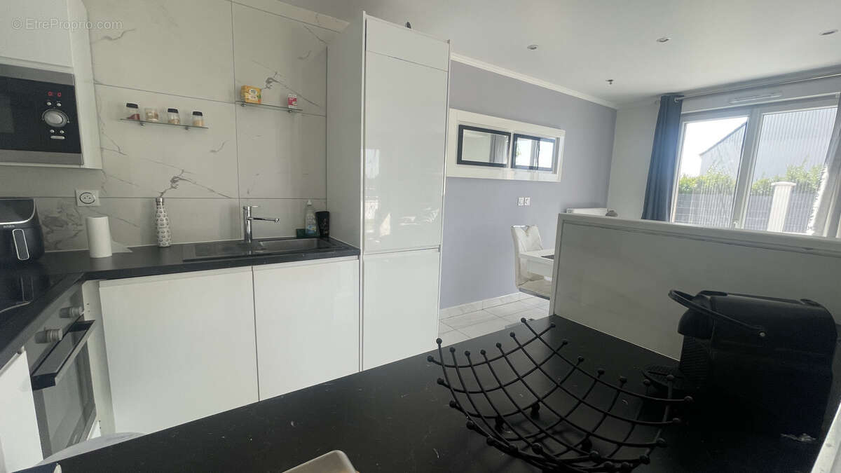 Maison individuelle de trois chambre sur 323m2 de terrain - photo 6