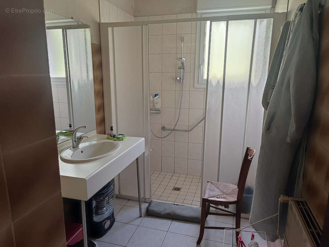 Maison à LES HERBIERS