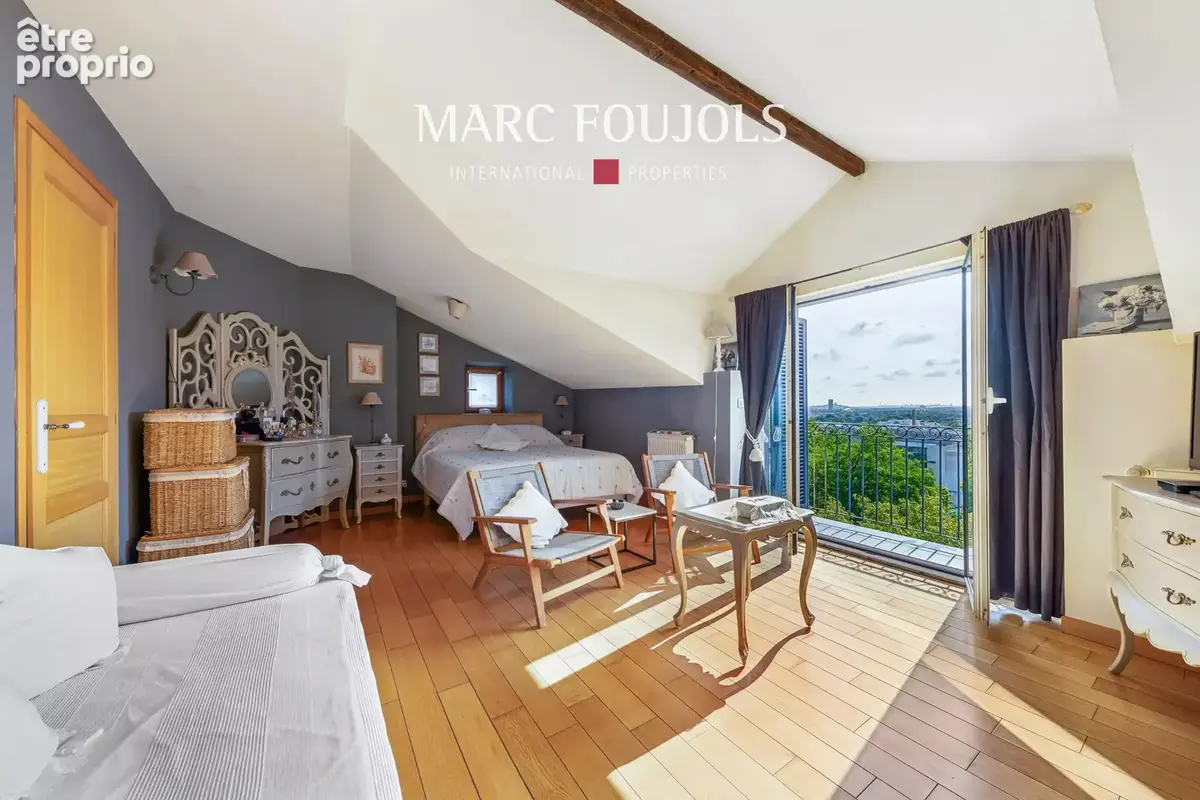 Suresnes : Maison familiale de 200 m² avec exterieurs et vues sur Paris - photo 23