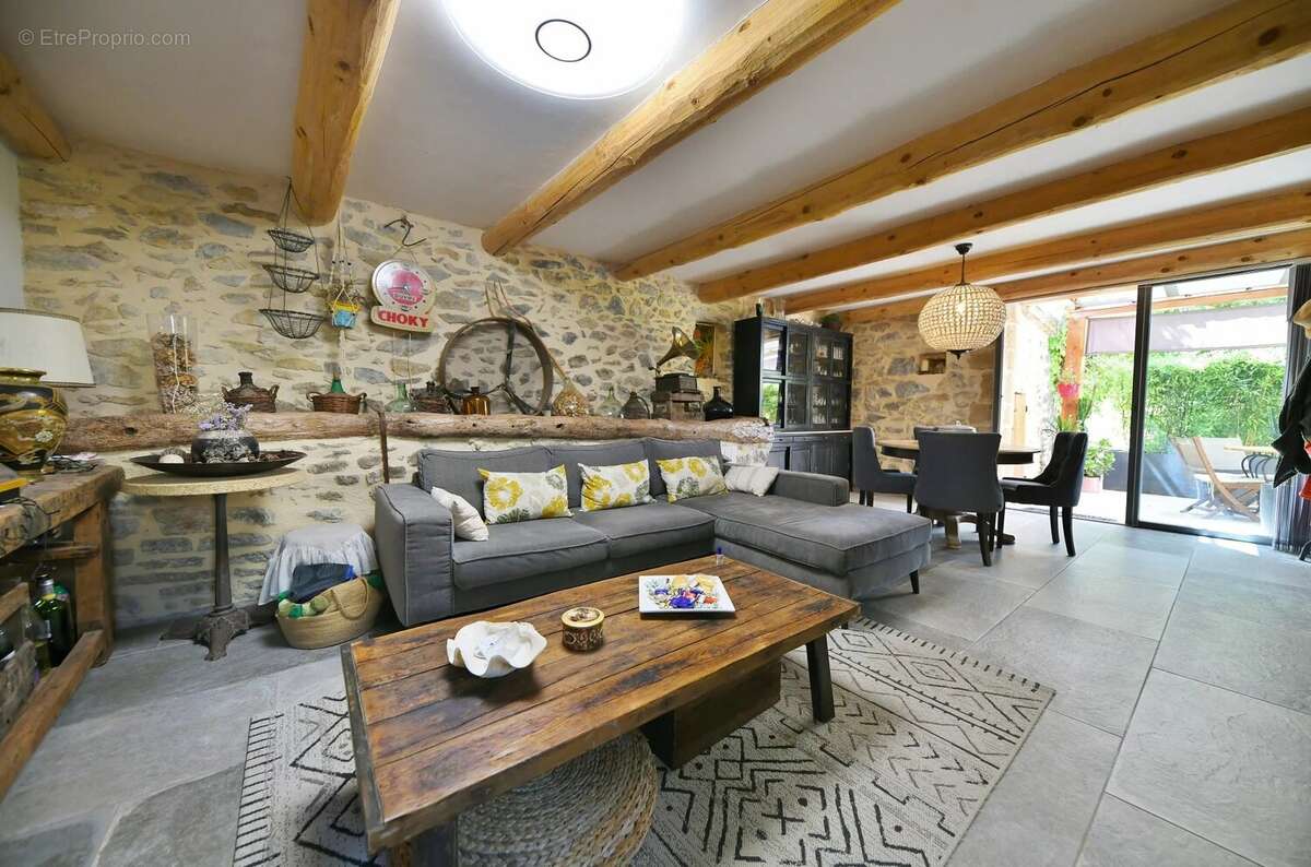Maison de village en pierre à 15 minutes d'Uzès - photo 2