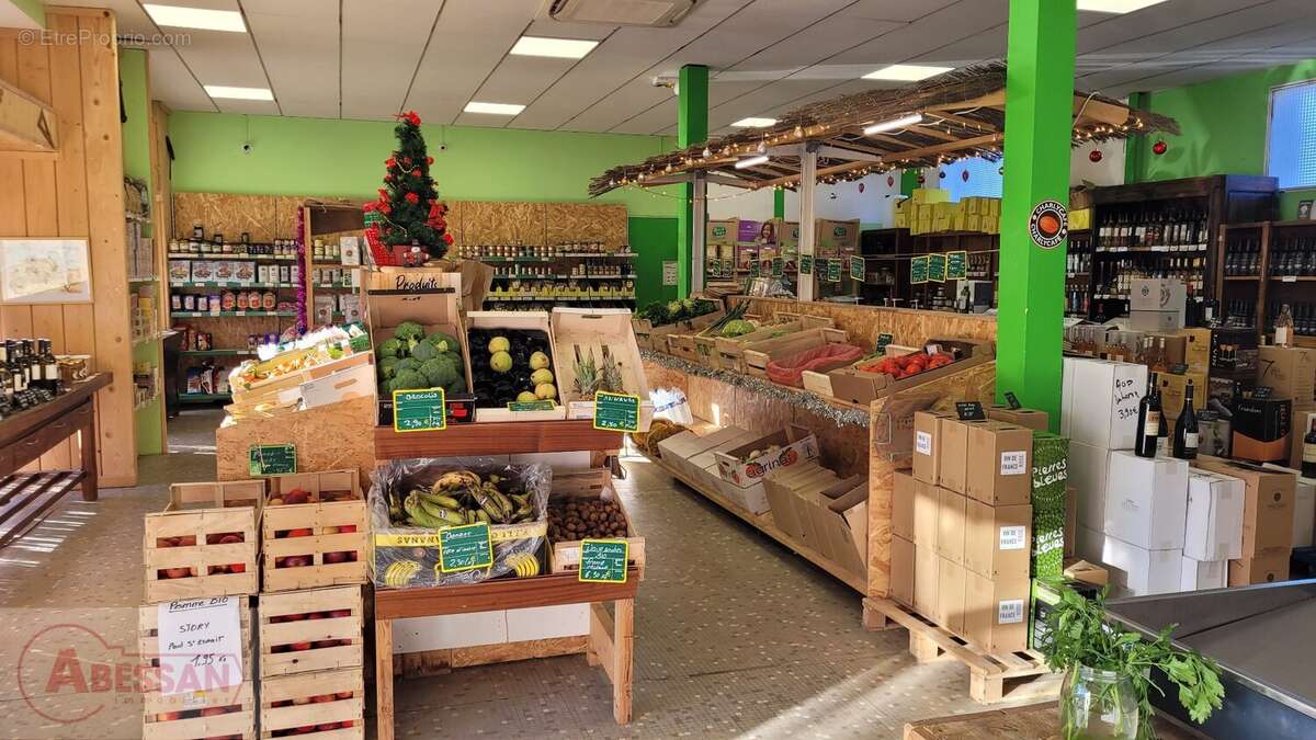 Commerce à L&#039;ESCALE