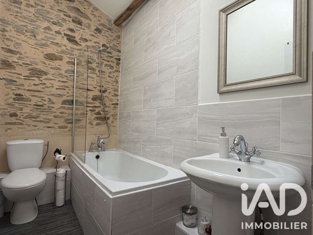 Maison 176 m² à Le Busseau  - photo 9