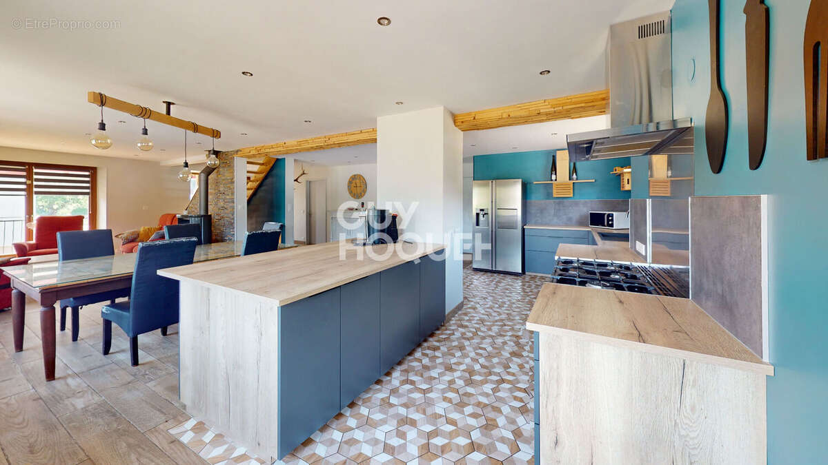 Maison 6 pièces à vendre à Moosch dans un quartier calme. - photo 3