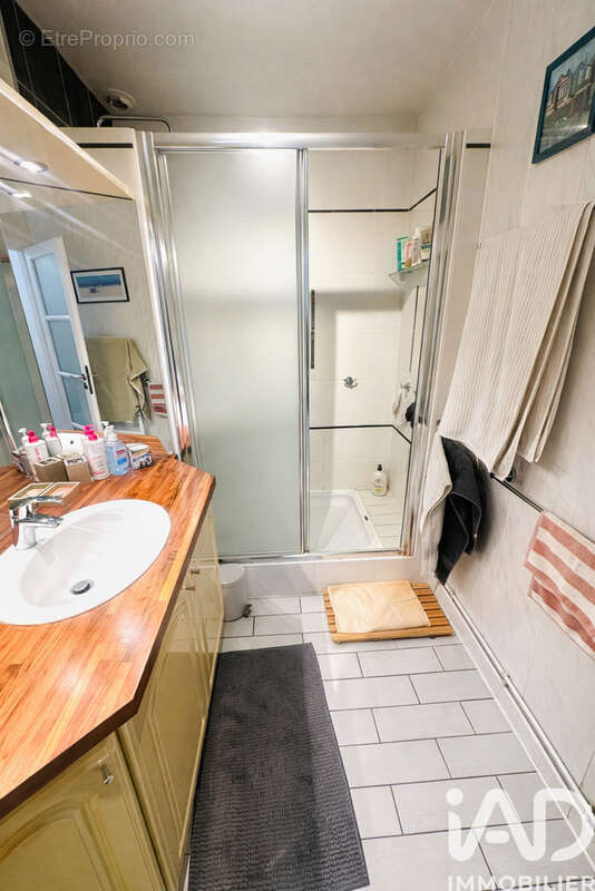 Photo 8 - Maison à LE HAILLAN