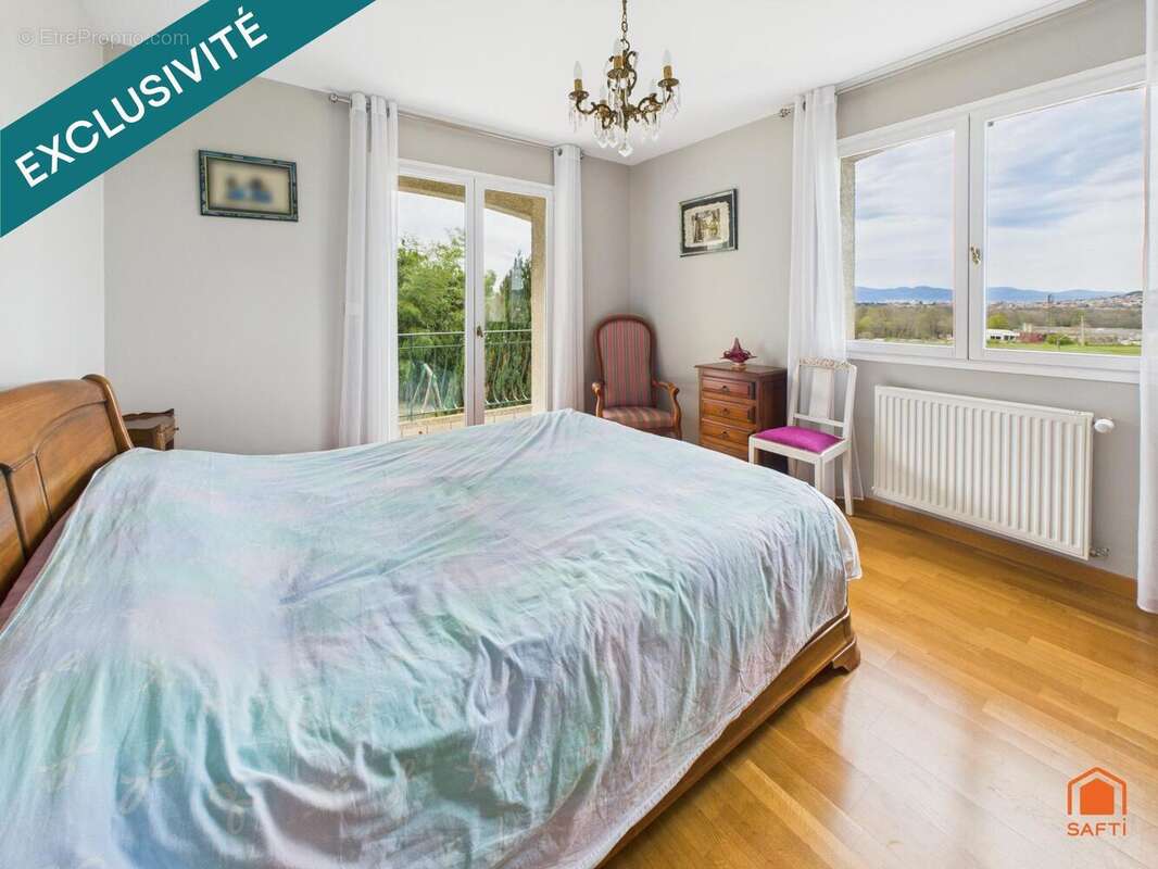 Photo 9 - Maison à LA ROCHE-NOIRE