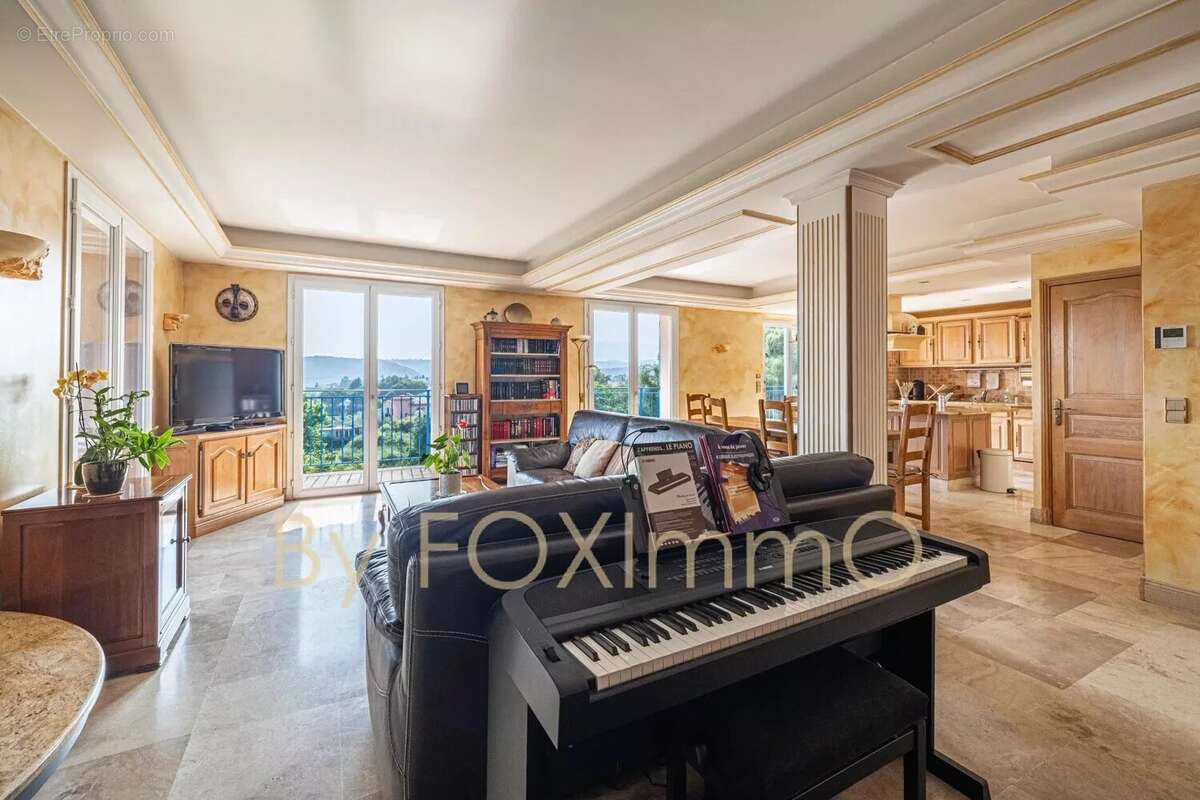 Maison à CAGNES-SUR-MER