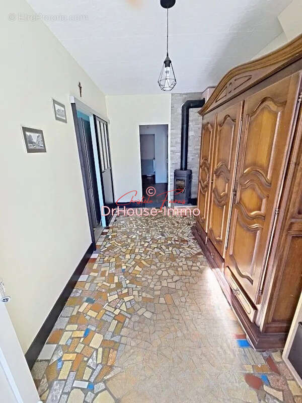 Maison à SAINT-ELLIER-DU-MAINE