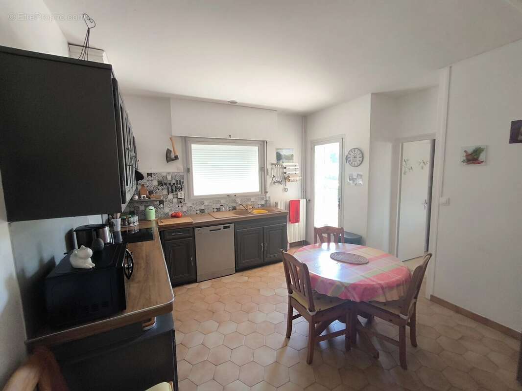 Charmante maison familiale à Saint-Junien, 169 m² - photo 12