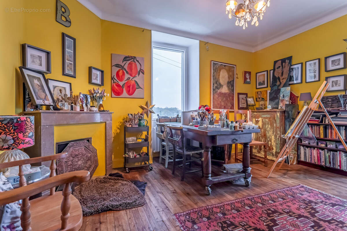 Maison à LAVERCANTIERE