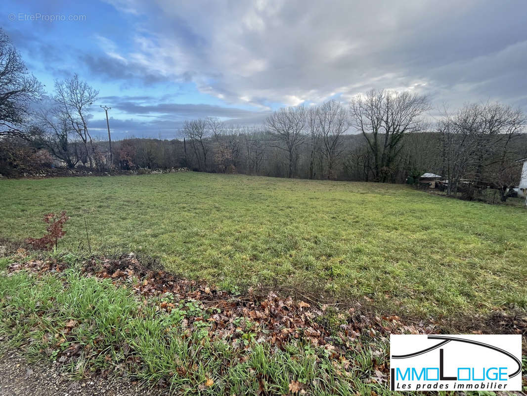 Terrain à VILLEFRANCHE-DE-ROUERGUE