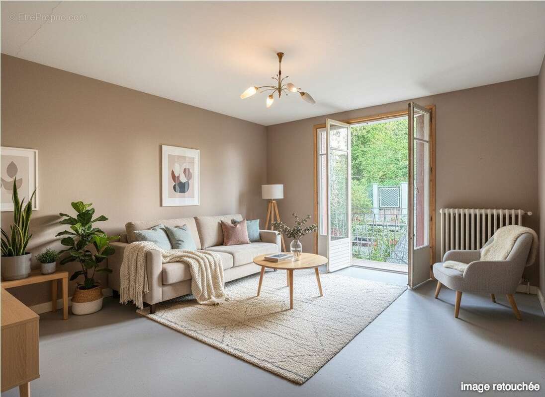 Maison à MONTLIGNON