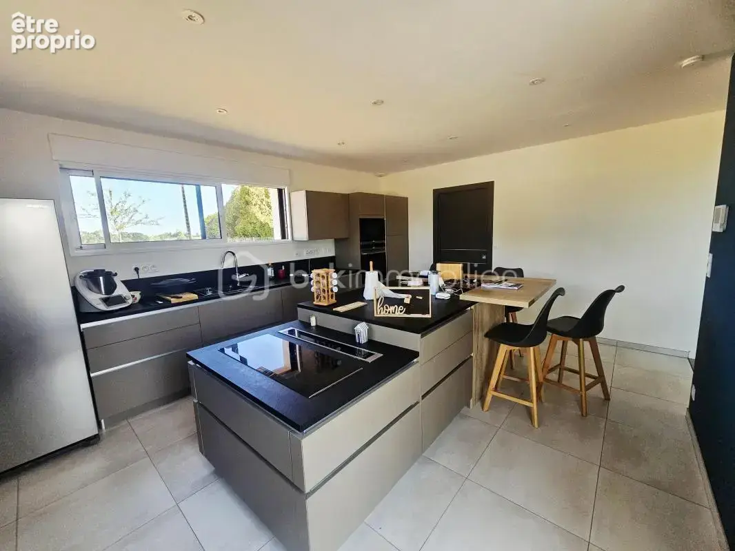 RARE - Plain-pied moderne 2020, 180m² d'atelier / garage et terrain de 4000m² - photo 11