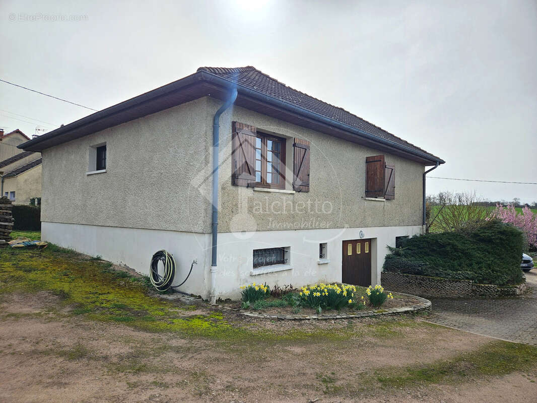 Maison à LAPALISSE