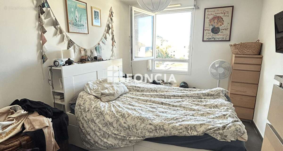 Appartement à MARSEILLE-8E