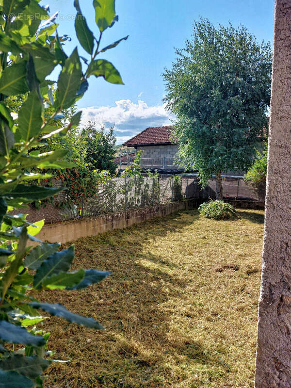 Maison à LE PERREON
