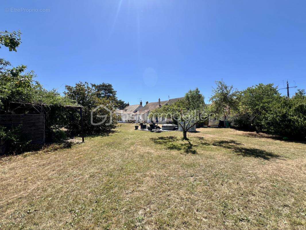 Maison 234 m² à Egreville  - photo 12