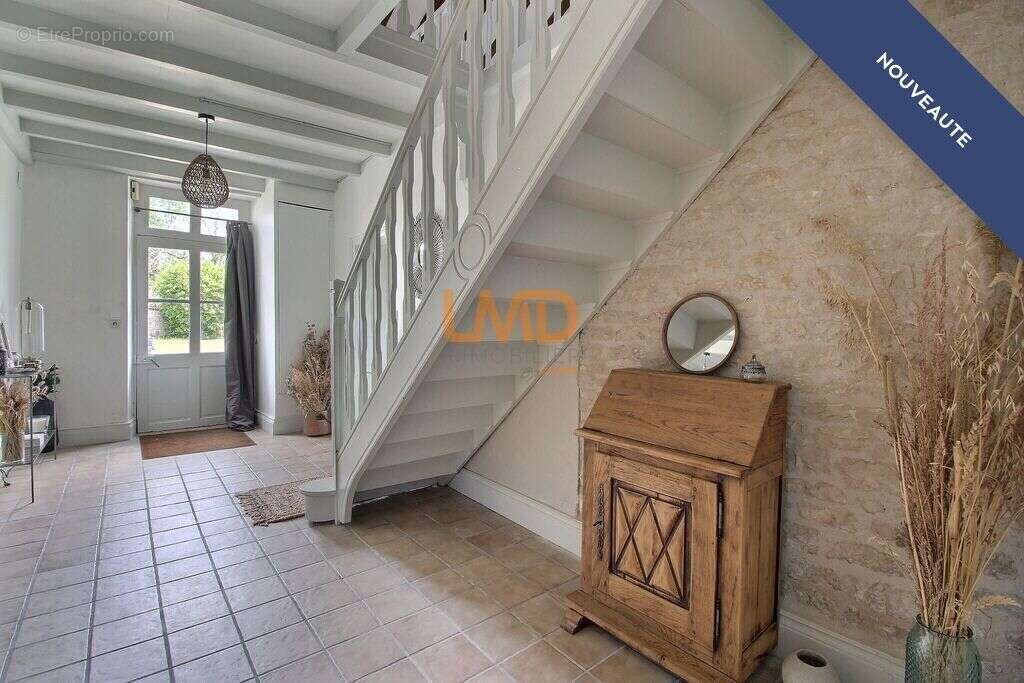 Demeure ancienne rénovée avec piscine - photo 14