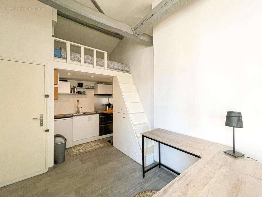 Appartement à PARIS-11E