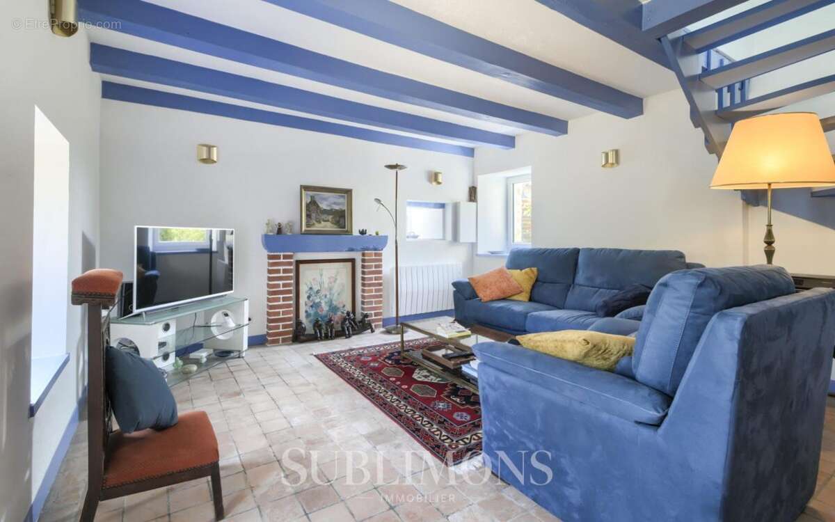 Maison de Caractère entièrement rénovée - photo 4