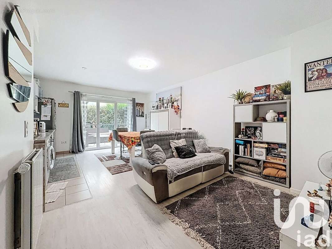 Photo 2 - Appartement à LIEUSAINT