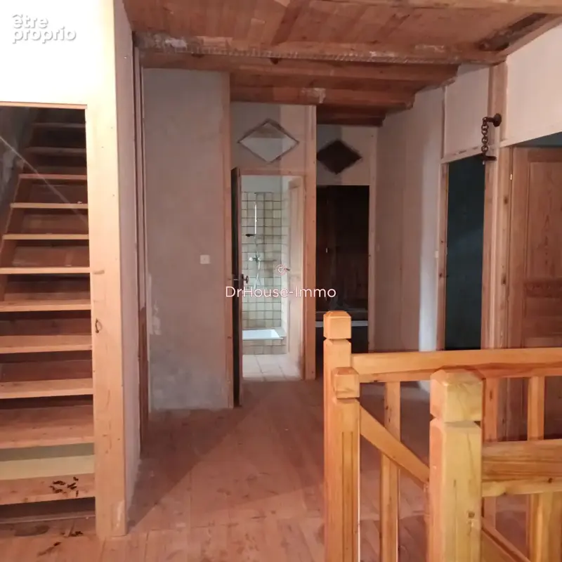 Maison 200 m² à Cayres  - photo 3