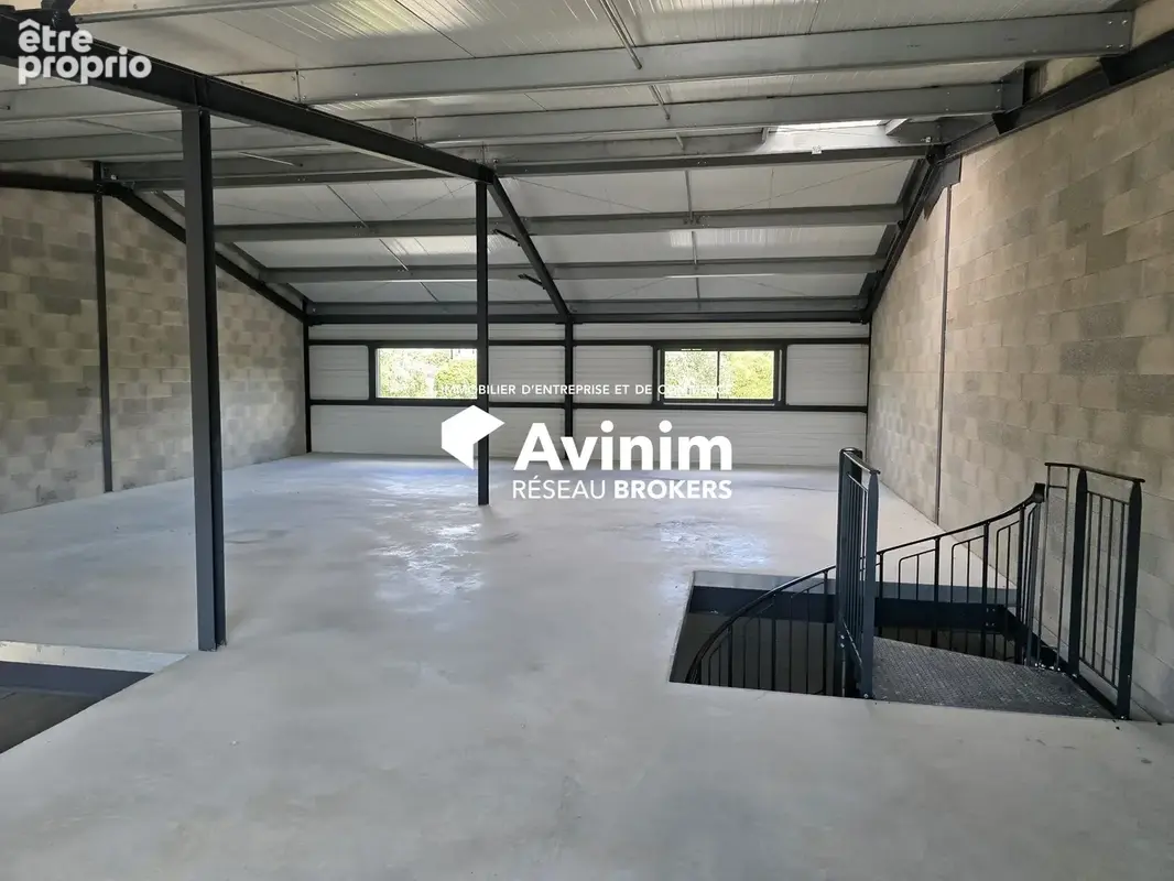Commerce 258 m² à Castries  - photo 5