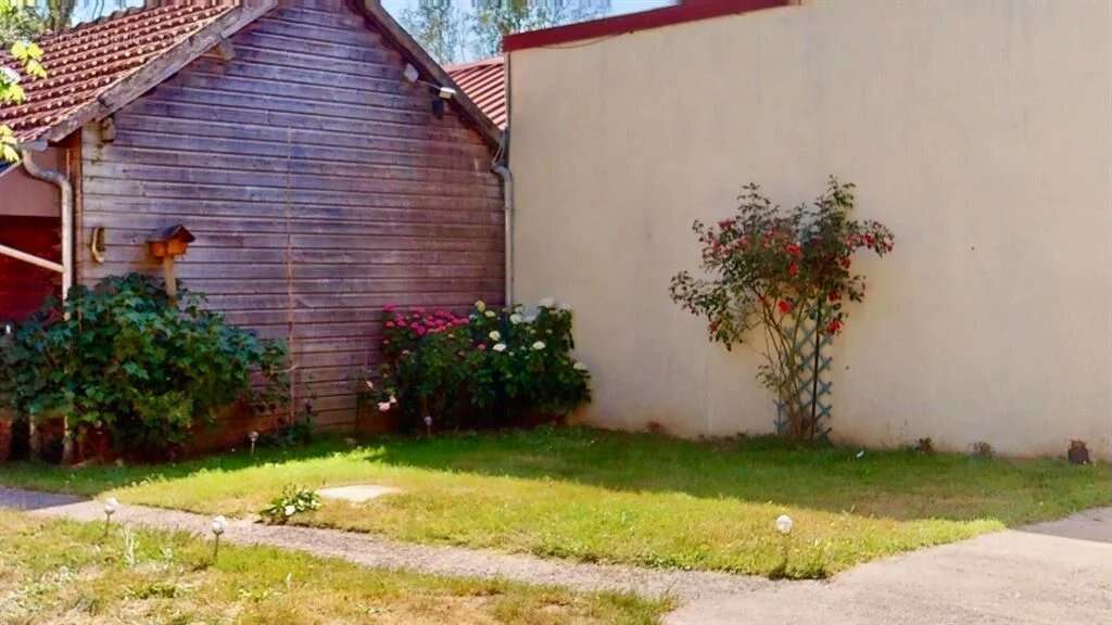 Maison en pierres de 2 appartements au coeur du village - photo 10