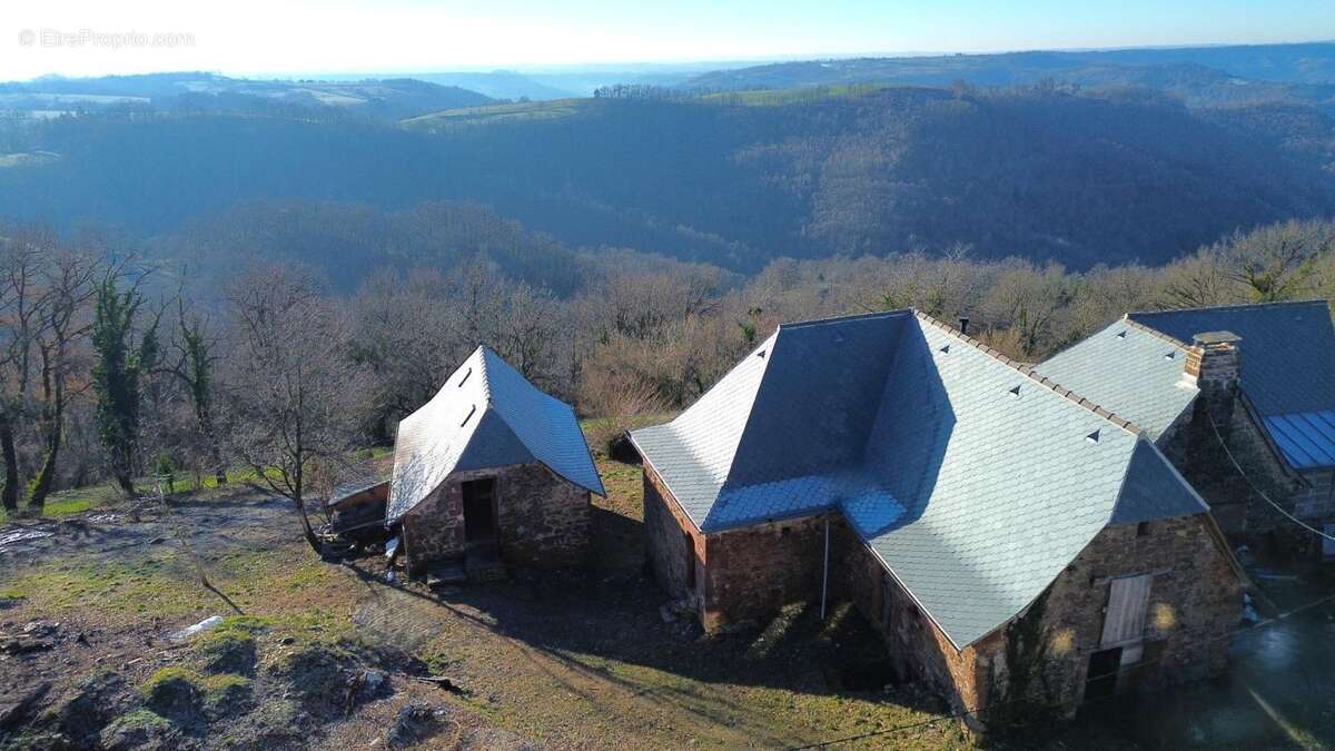 Maison à VILLECOMTAL