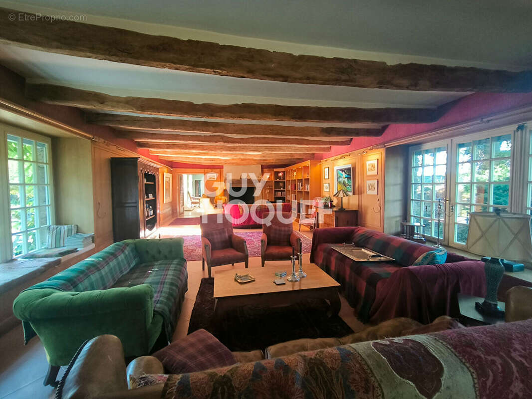 Maison à MINIAC-MORVAN