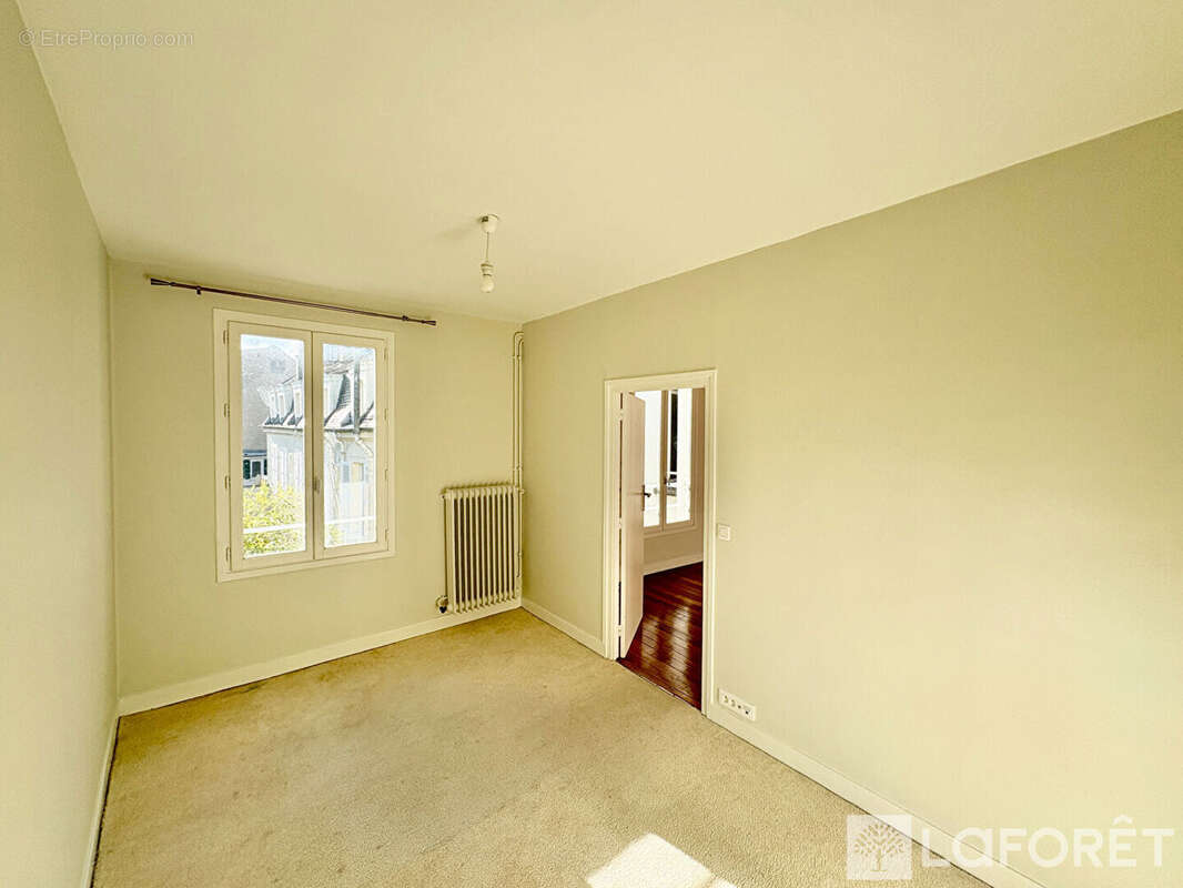 Appartement à FONTAINEBLEAU