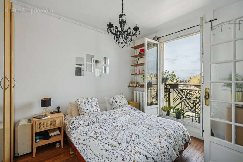 Appartement à CLICHY