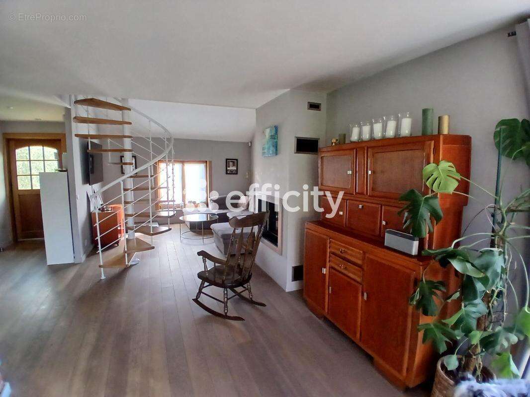 Maison à TOURMIGNIES