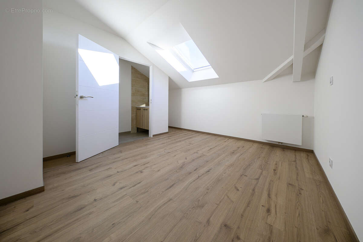 Appartement à DIVONNE-LES-BAINS