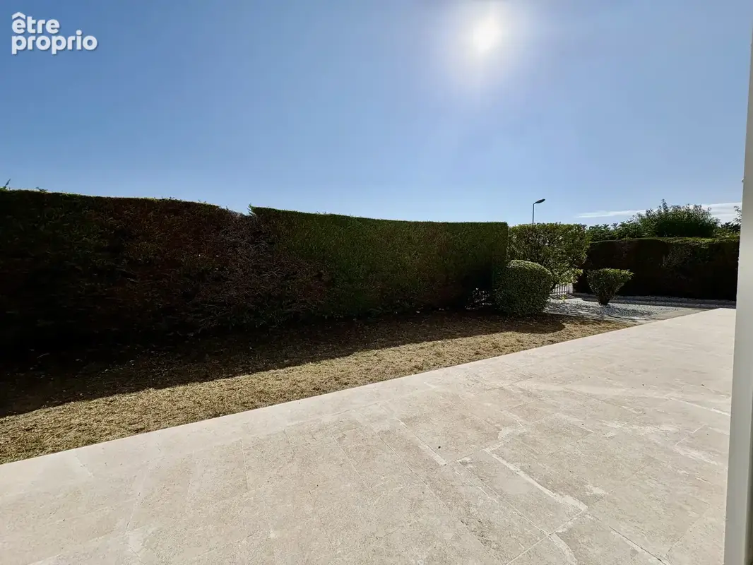 Vaux-sur-Mer - Maison de plain-pied 110 m2, 3 chambres, proche centre - photo 7