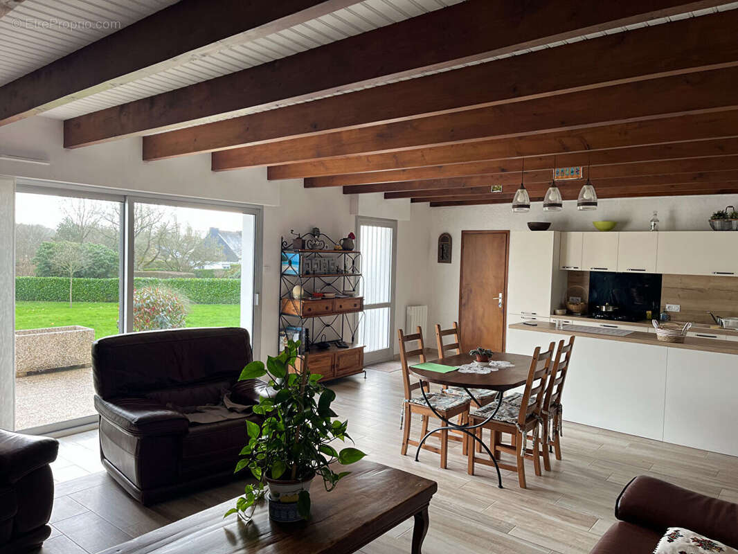 Maison à LOCMINE
