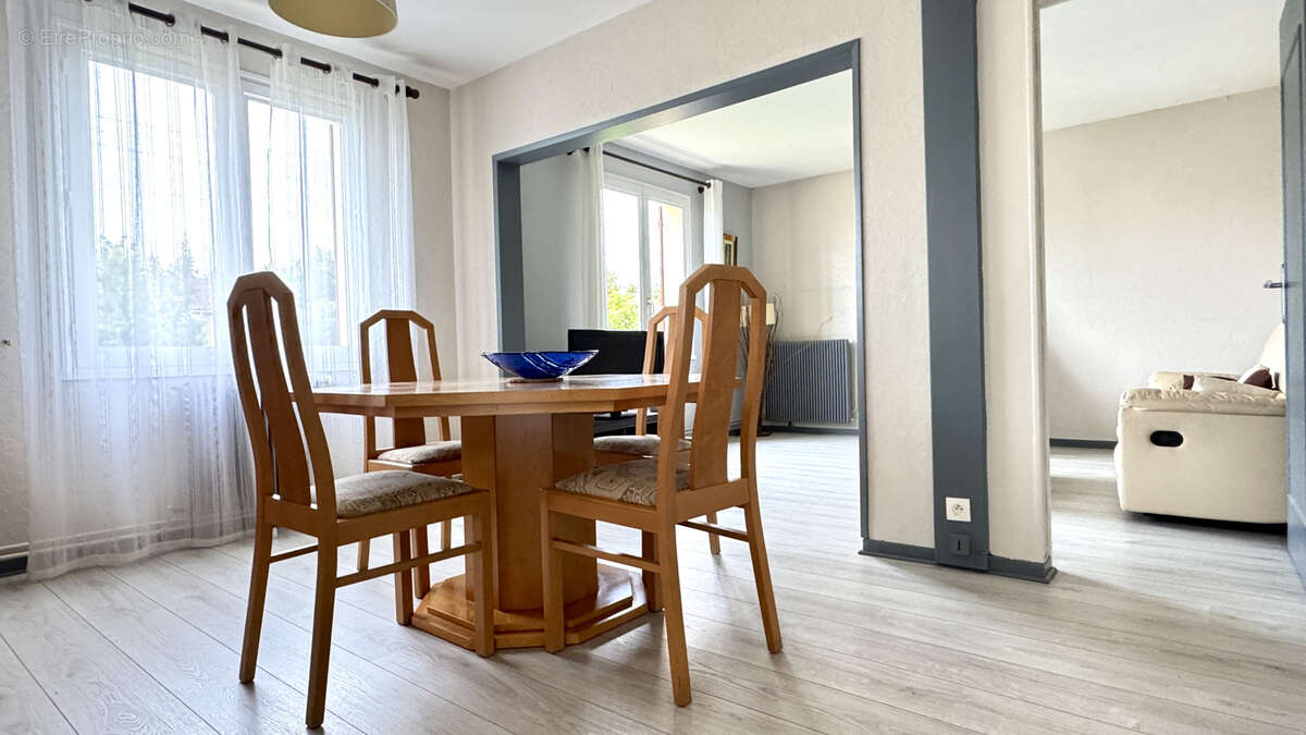 Maison à SAINT-PARDOUX-ISAAC