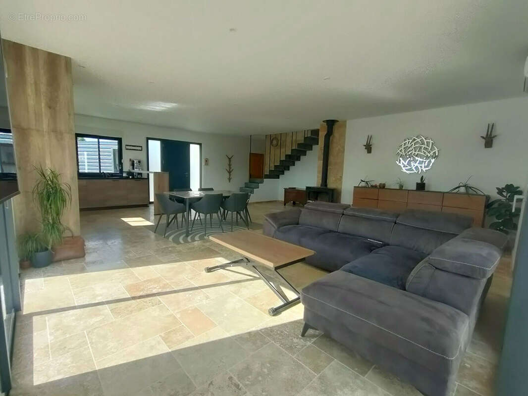 Maison à CHATEAU-GONTIER