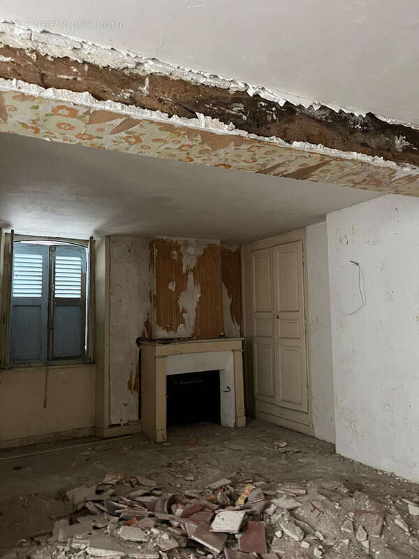 Maison à SAINT-SATUR