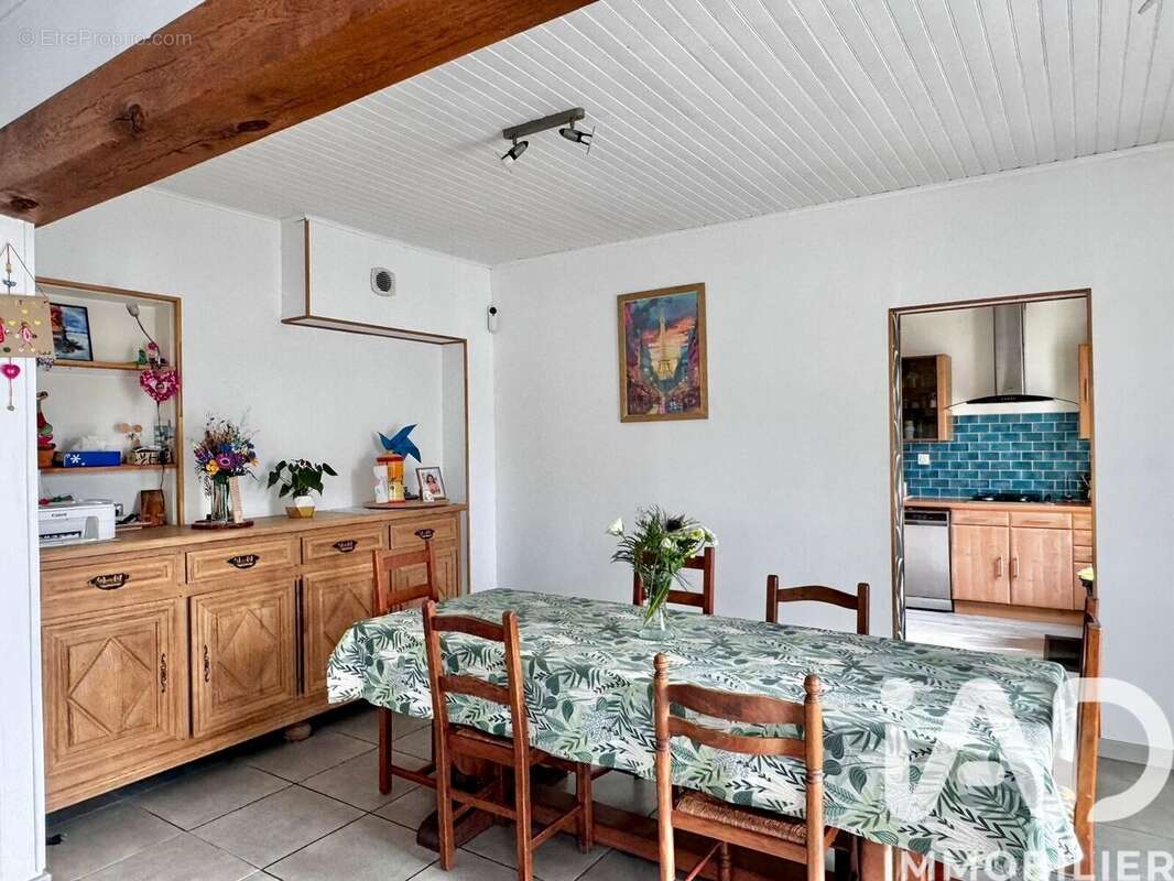 Photo 4 - Maison à AUNEUIL