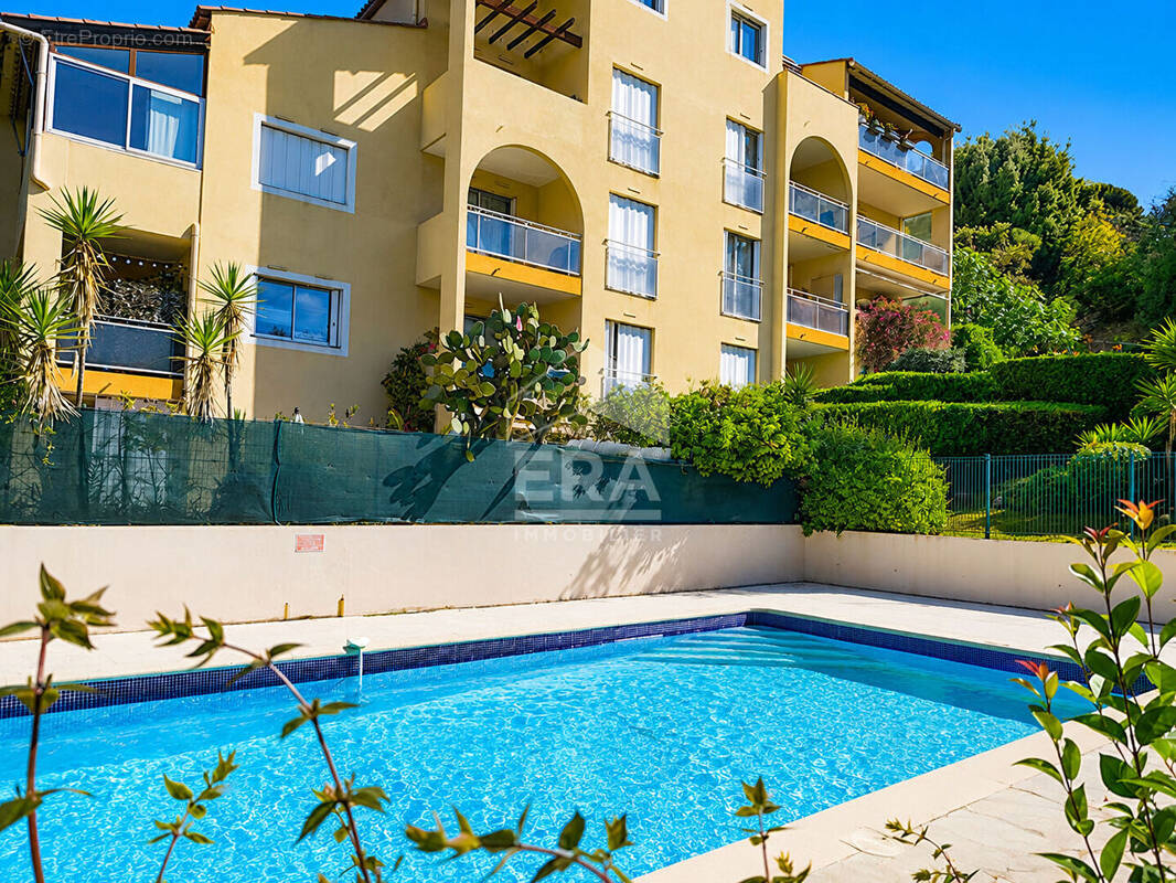 Appartement à LE CANNET