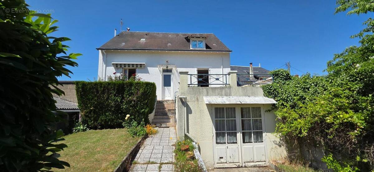 Photo 1 - Maison à CHATELLERAULT