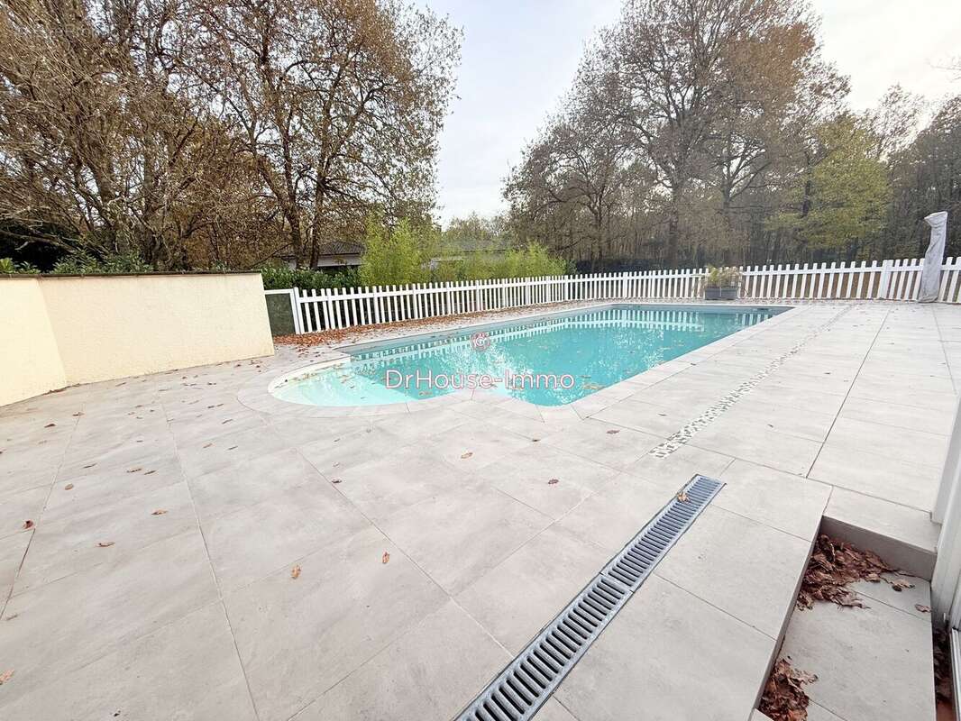 Maison à LE PIAN-MEDOC